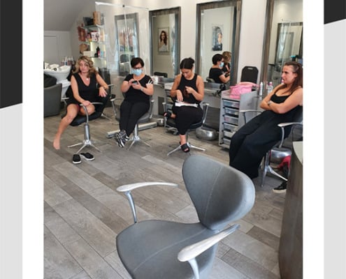 Salon girls concentrating